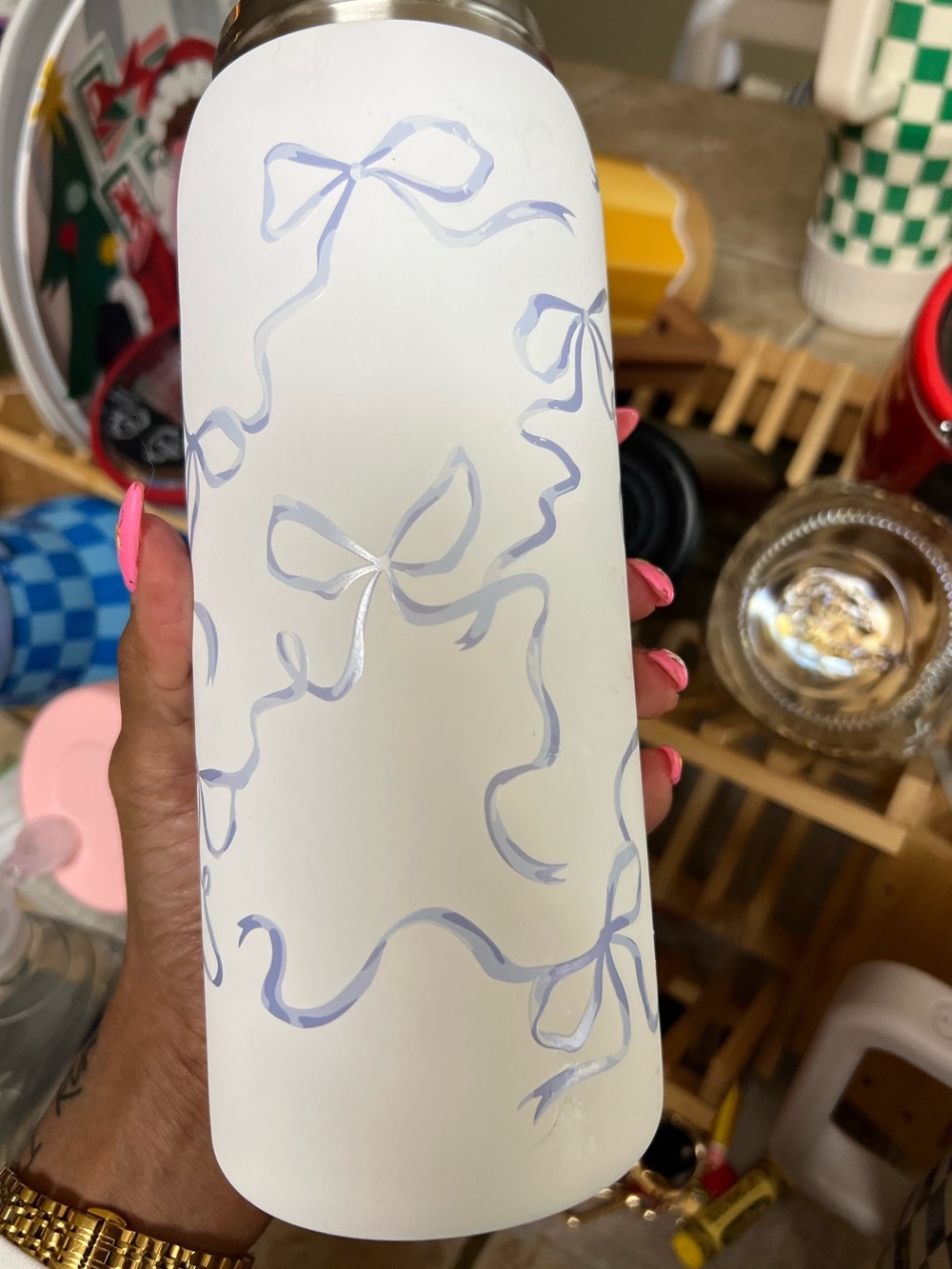 Owala free sip blue bows 32 oz EUC